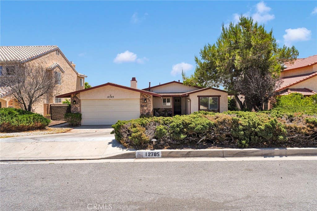 Photo of 12785 Autumn Leaves Avenue, Victorville, CA 92395 (MLS # HD26129655)