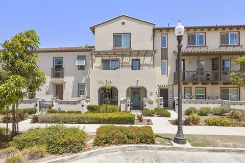 Photo of 395 Townsite Promendade, Camarillo, CA 93010 (MLS # V1-32288)