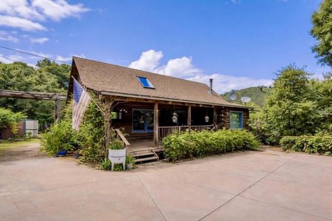 Photo of 4101 San Juan Canyon Road, San Juan Bautista, CA 95045 (MLS # ML82039708)