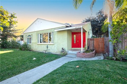 2422 N Forest Santa Ana CA 92706