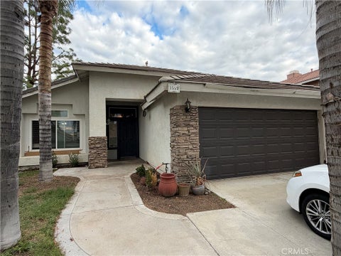 Photo of 1559 Arroyo Viejo DR, San Jacinto, CA 92583 (MLS # SW26230313)