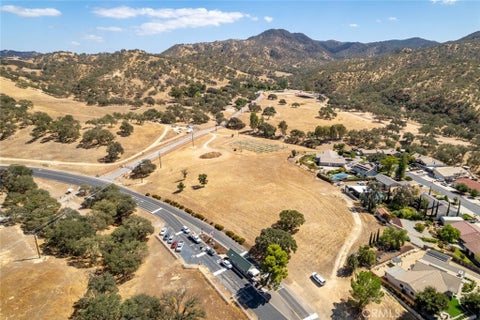 Tiny photo for 0 Gateway Drive, Paso Robles, CA 93446 (MLS # SC26204655)