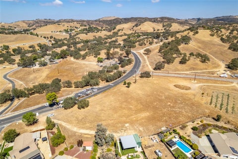 Tiny photo for 0 Gateway Drive, Paso Robles, CA 93446 (MLS # SC26204655)