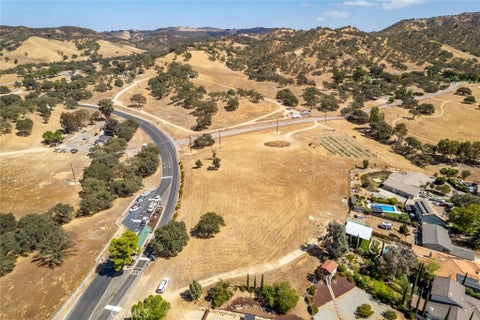 Tiny photo for 0 Gateway Drive, Paso Robles, CA 93446 (MLS # SC26204655)