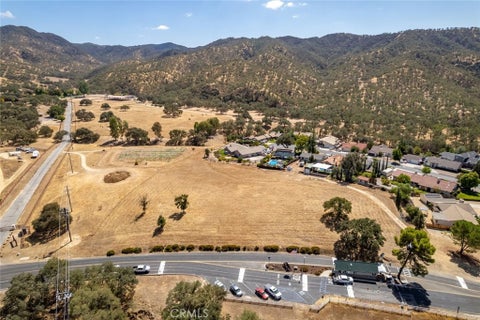 Tiny photo for 0 Gateway Drive, Paso Robles, CA 93446 (MLS # SC26204655)