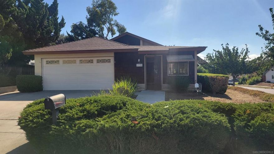 This is a great single level home on a corner lot in a cul-de-sac.  San Marcos school district. Close to schools, shopping, parks and very private.  Needs TLC. This will make a fantastic family home!
