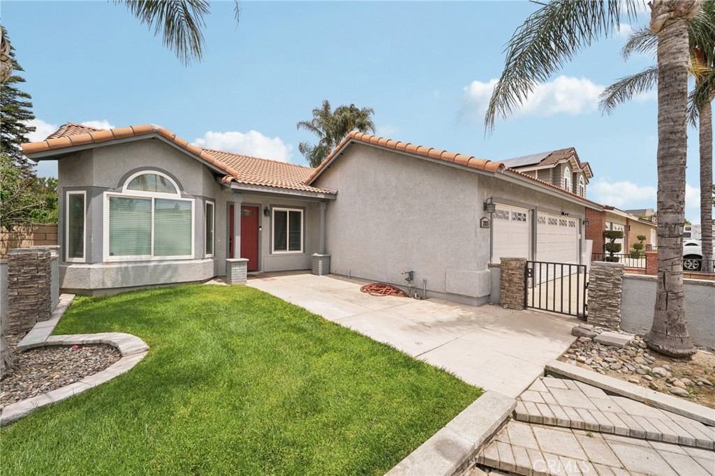2925 Greenbriar Drive