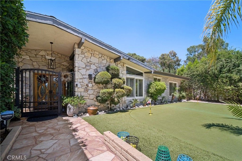 Photo of 16857 Colven Road, Granada Hills, CA 91344 (MLS # BB25176208)