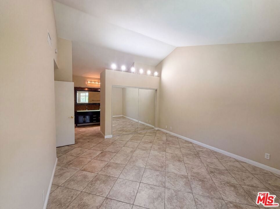 28061 Virginia
