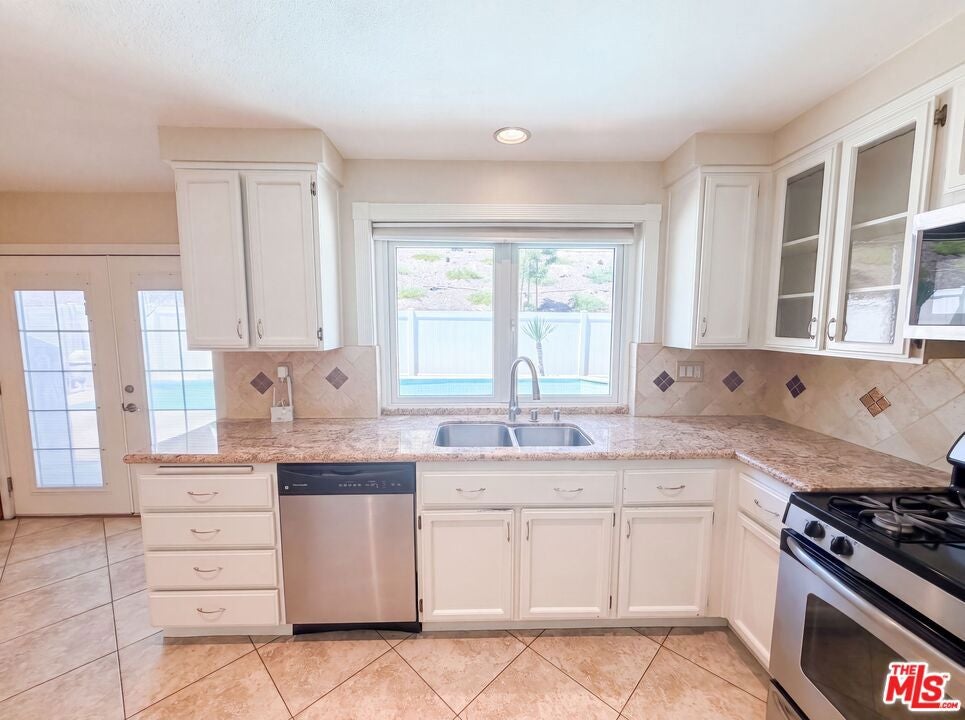 28061 Virginia, Mission Viejo CA 92692 - Photo 9