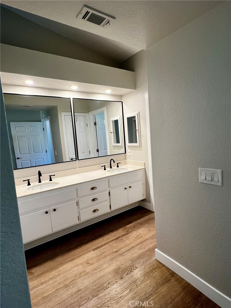 Las Palmas (LP) - Residential Lease