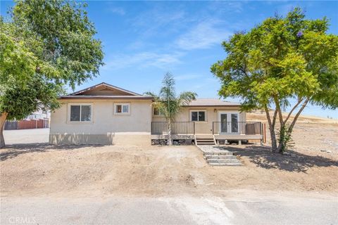 Photo of 17480 Bromley AVE, Lake Elsinore, CA 92530 (MLS # PW26105121)