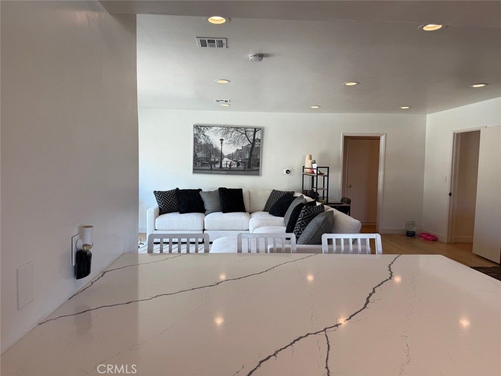 Photo of 7232 Katherine Avenue, Van Nuys, CA 91405 (MLS # SR25192569)