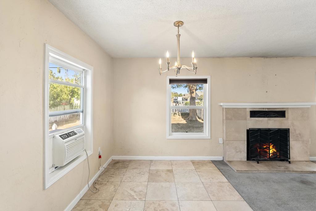 Ramona - Residential