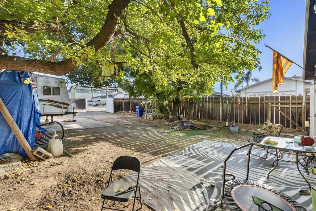 Ramona - Residential