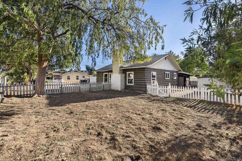 Ramona - Residential