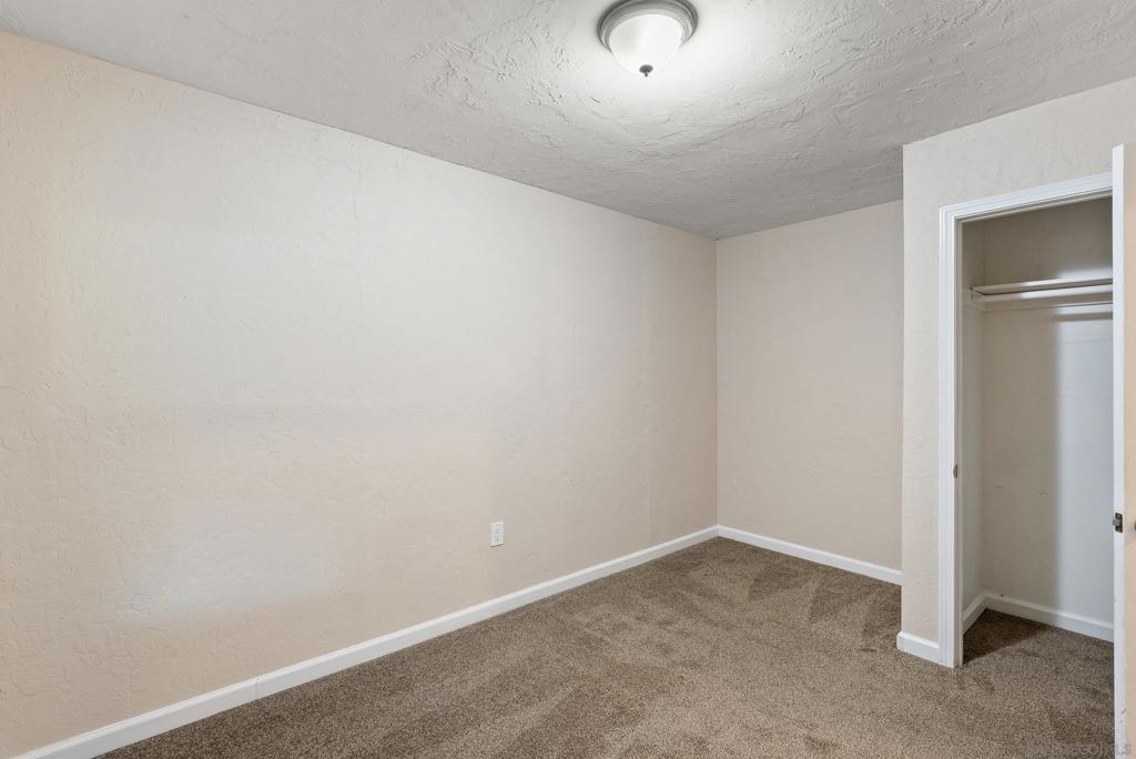 Ramona - Residential