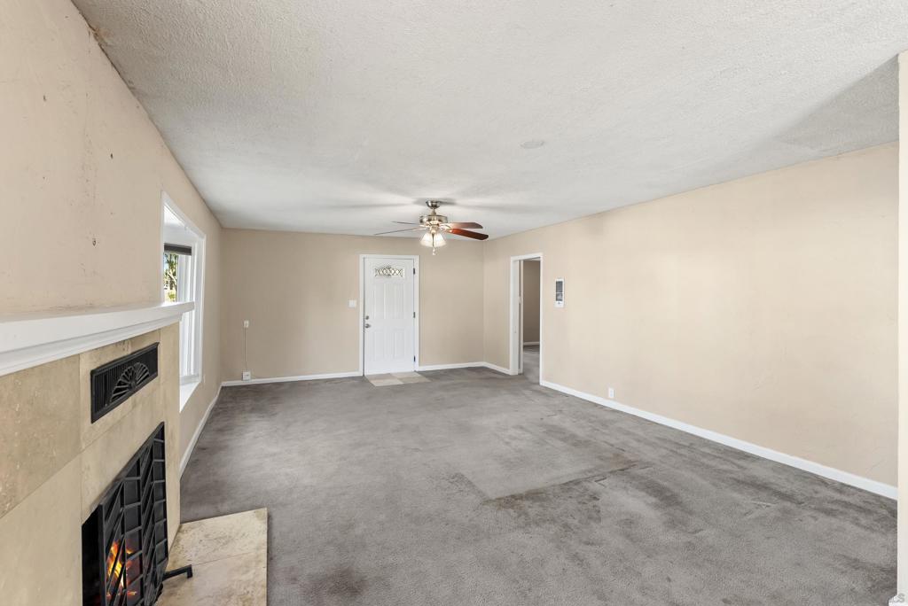 Ramona - Residential