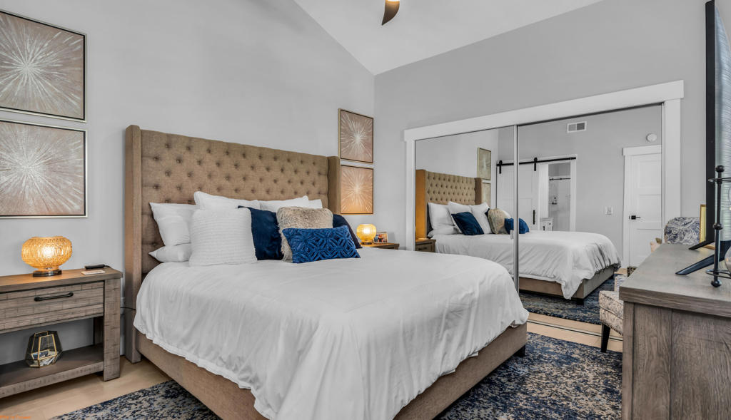 Palm Valley CC - Residential