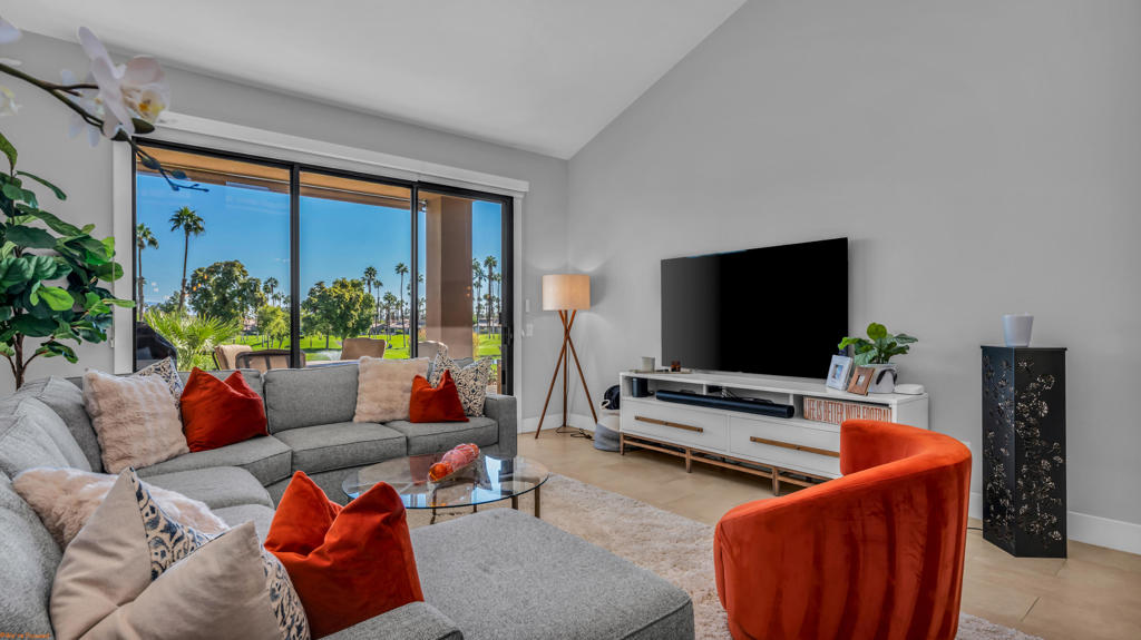 Palm Valley CC - Residential