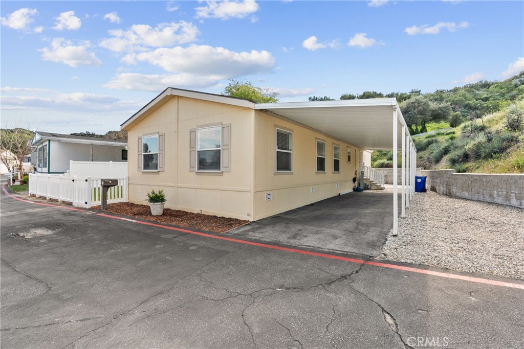 30000 Hasley Canyon 88