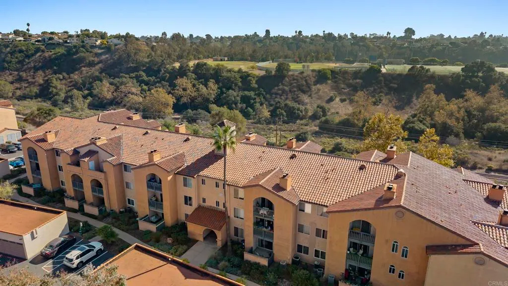 San Diego, California 92122, United States, 2 Bedrooms Bedrooms, ,2 BathroomsBathrooms,Residential,Active,237074