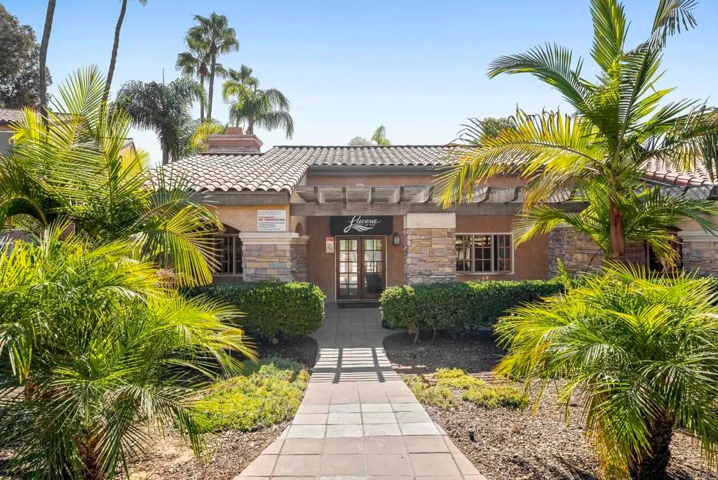 San Diego, California 92122, United States, 2 Bedrooms Bedrooms, ,2 BathroomsBathrooms,Residential,Active,237074