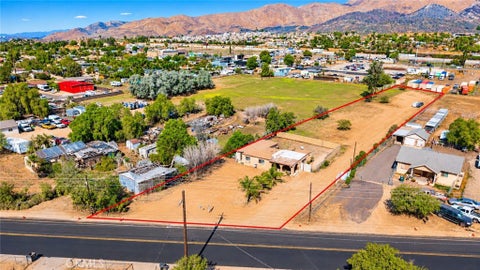 Photo of 7081 Valley Way Way, Riverside, CA 92509 (MLS # CV26228536)