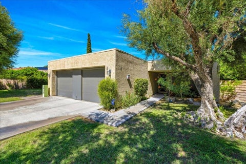 Photo of 2920 Sunflower Circle W, Rancho Mirage, CA 92270 (MLS # 219152870PS)