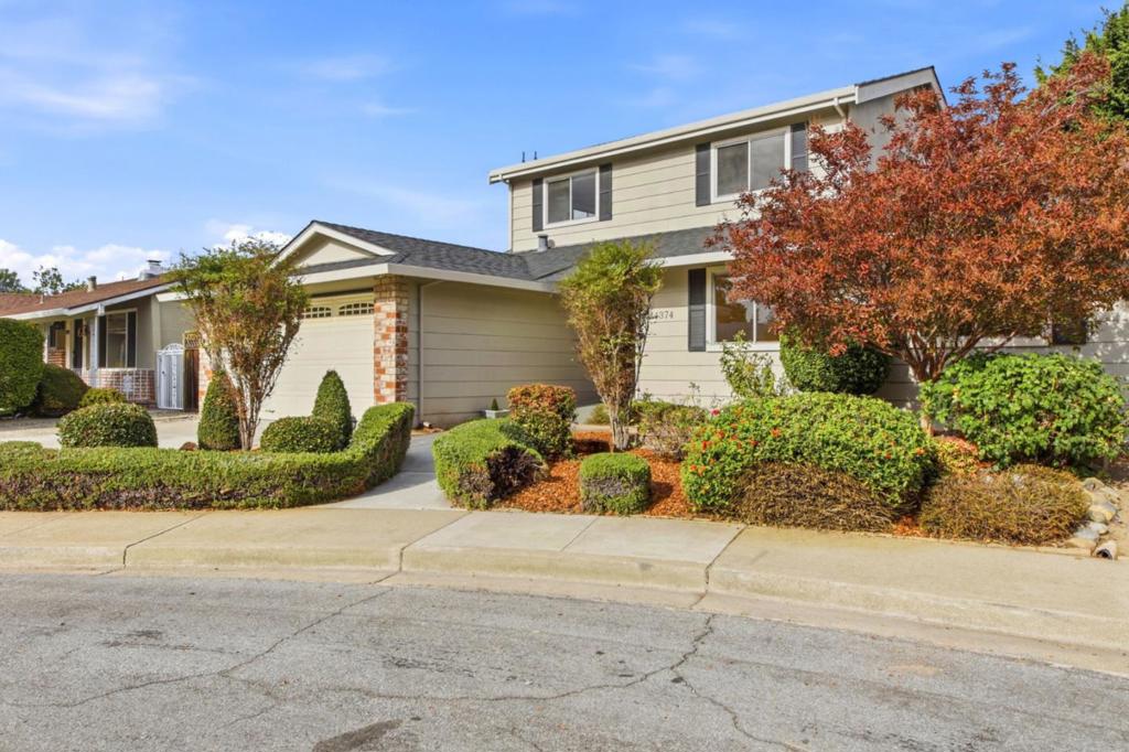 34374 Thornhill Court