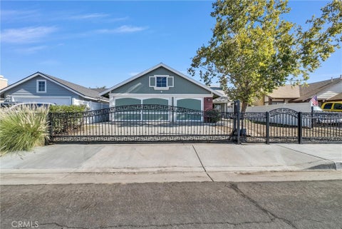 Photo of 200 Worth ST, Perris, CA 92571 (MLS # LG26188374)
