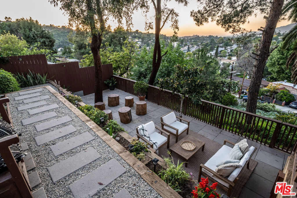 5073 Montezuma Street