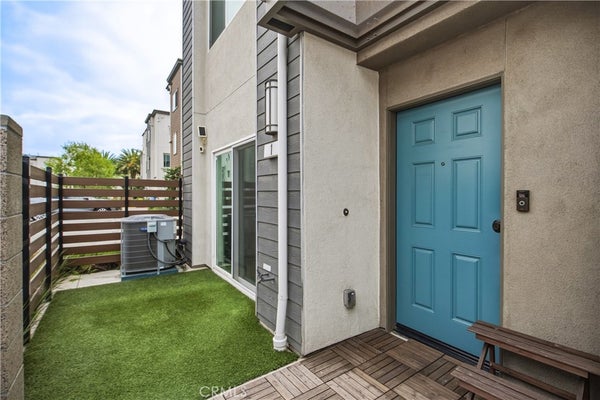 14051 DIAMOND LN APT 1, GARDENA, CA 90247 - Image 8e7516eaa76da4d2e2e34368db9729c4/1097996506