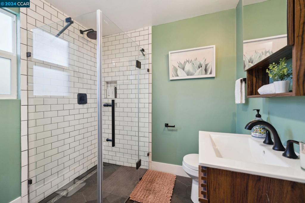 EL TOYONAL - Residential