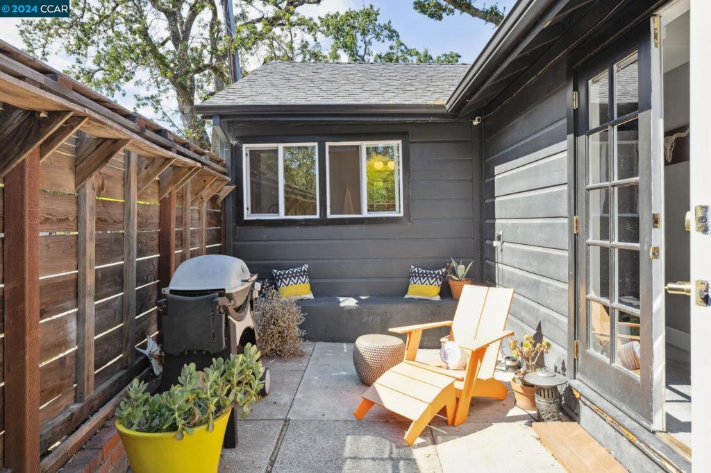 EL TOYONAL - Residential