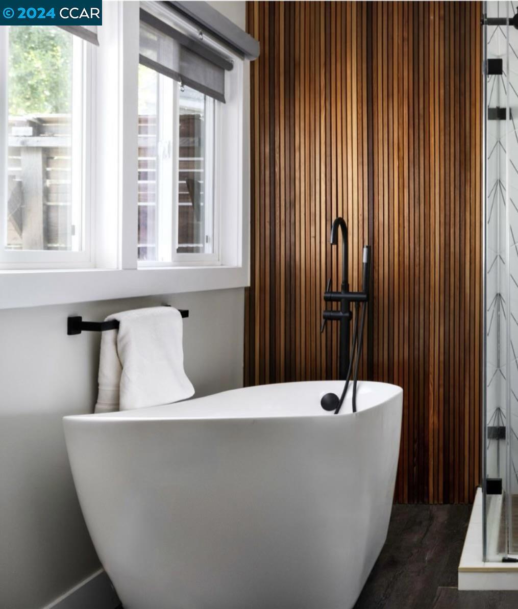 EL TOYONAL - Residential