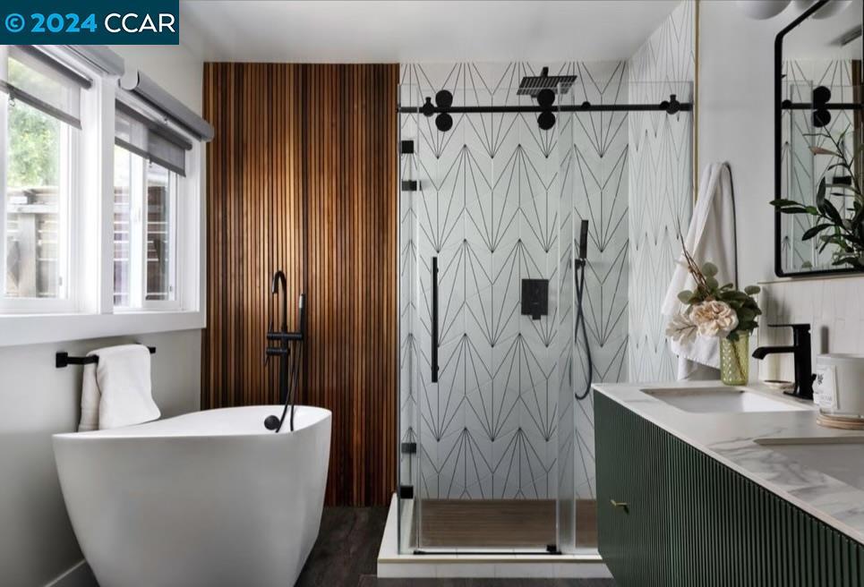 EL TOYONAL - Residential