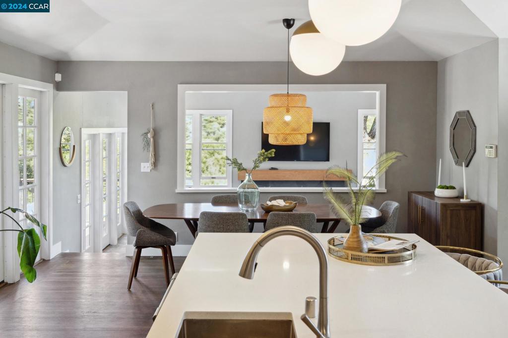 EL TOYONAL - Residential