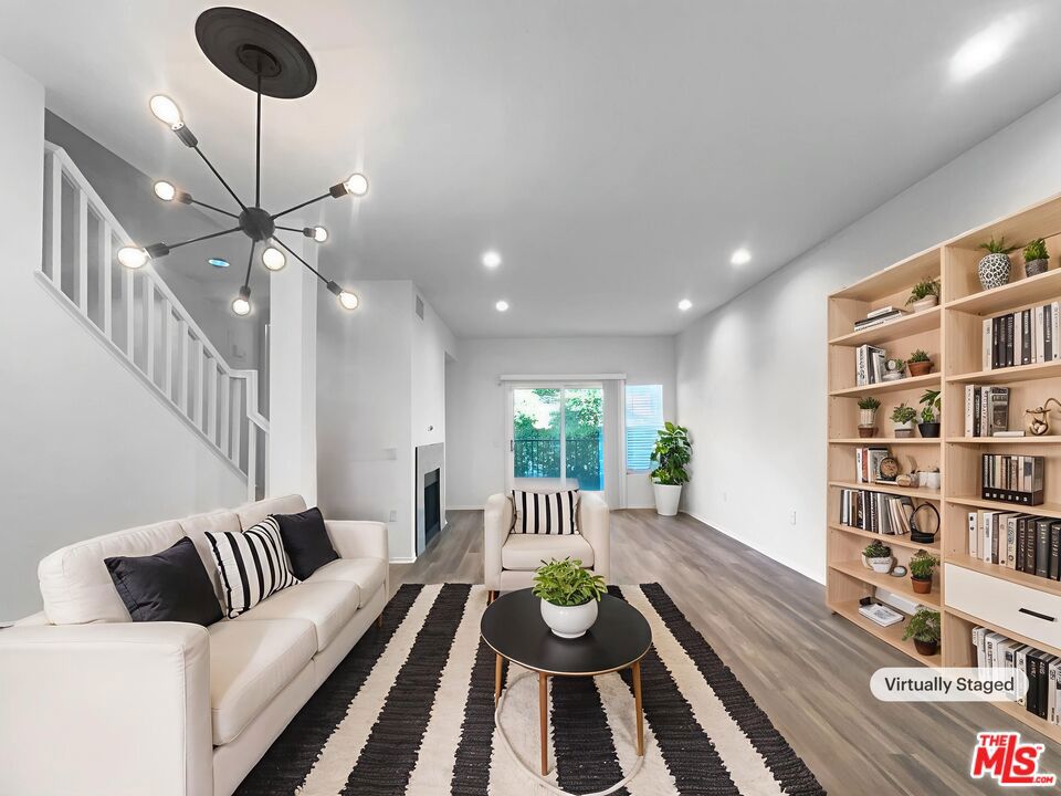 20000 Plum Canyon Road 1815