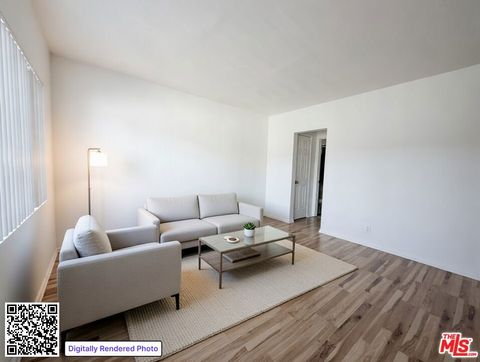 Photo of 1211 W 28th Street #14, Los Angeles, CA 90007 (MLS # 26656879)