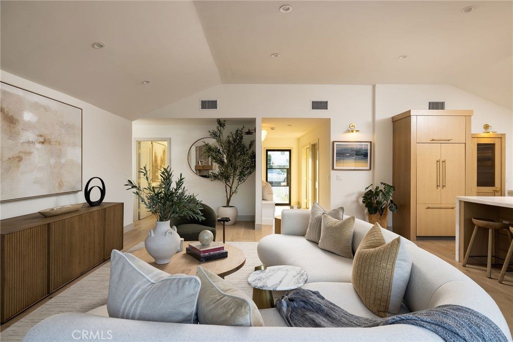 2608 Fairway, Costa Mesa CA 92627 - Photo 6
