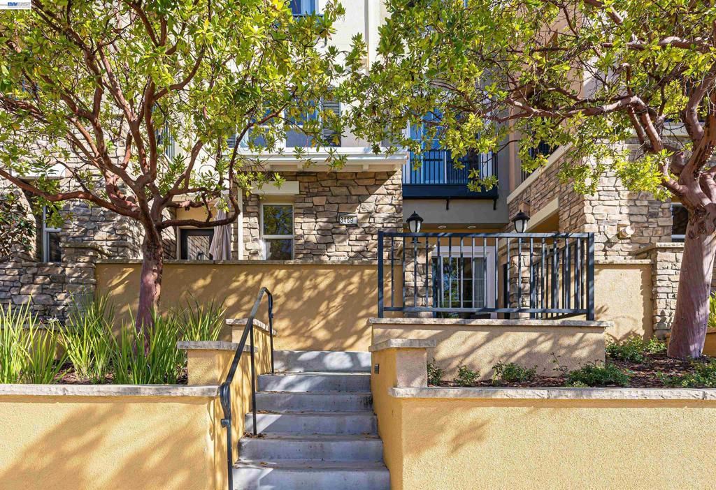 Photo of 3489 Capoterra Way, Dublin, CA 94568 (MLS # 41126779)