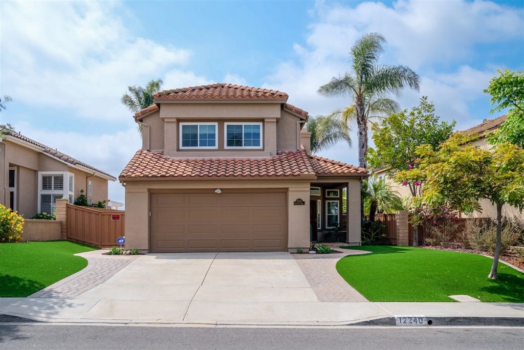 listing image 130722713382556332948