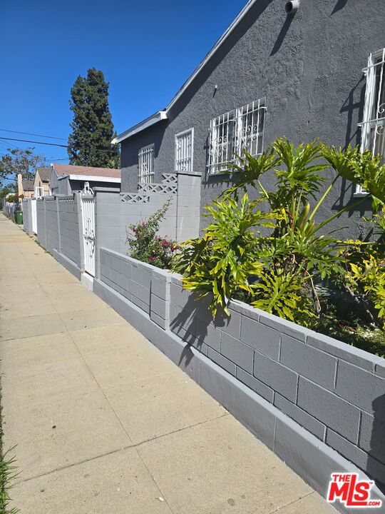 5959 Arlington Avenue