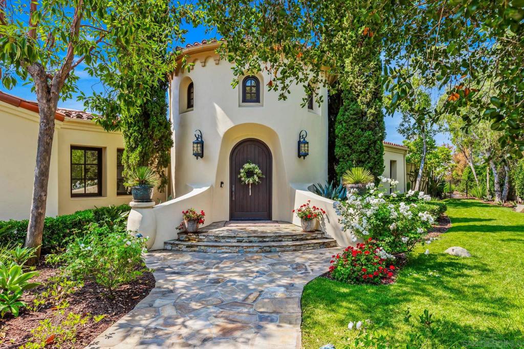 7975 Villas