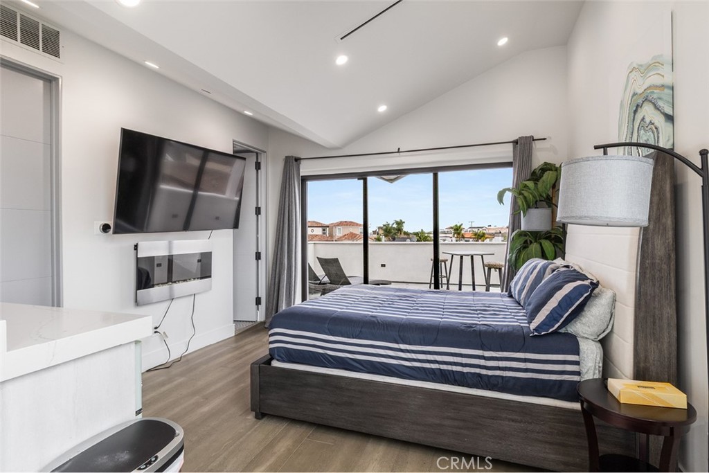 Beach Homes (BCHM) - Residential
