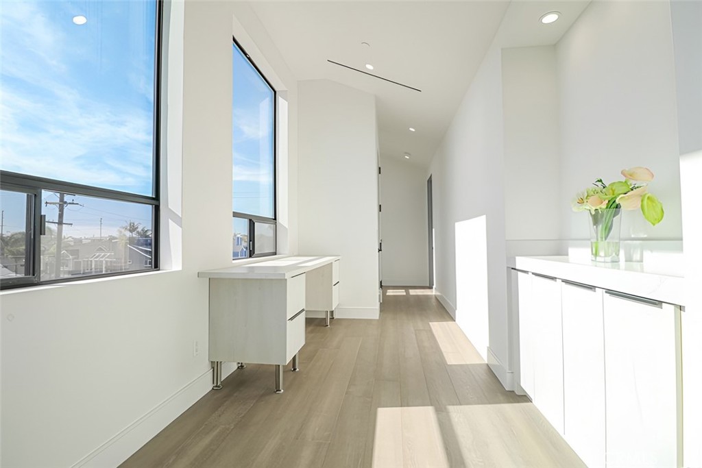 Beach Homes (BCHM) - Residential