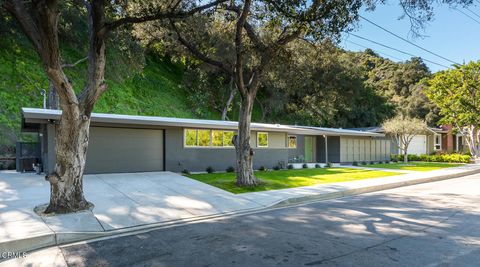 Photo of 3505 El Lado Drive, Glendale, CA 91208 (MLS # P1-26250)