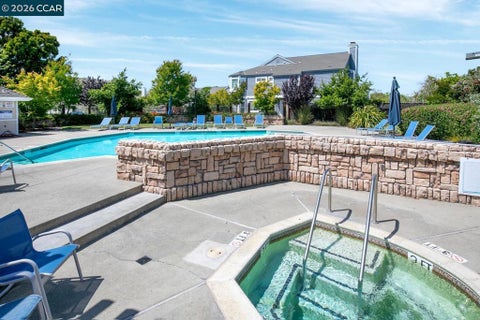 Tiny photo for 28 Shepardson Ln Ln, Alameda, CA 94502 (MLS # 41151619)