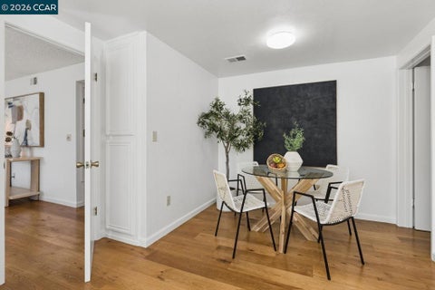 Tiny photo for 28 Shepardson Ln Ln, Alameda, CA 94502 (MLS # 41151619)